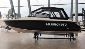 HUSKY R7 cu Yamaha F200 , livrare Aprilie 2022
