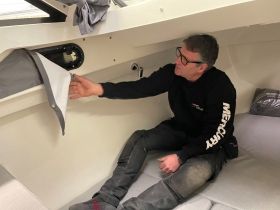 Quicksilver Activ 705 Weekend & Mercury F200V6 livrare din stoc