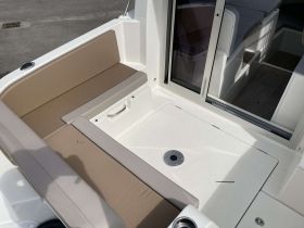 Quicksilver Activ 705 Weekend & Mercury F200V6 livrare din stoc