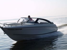 Parker 630 Bowrider  & Mercury F115 EFI din stoc