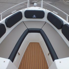 Parker 630 Bowrider  & Mercury F115 EFI din stoc