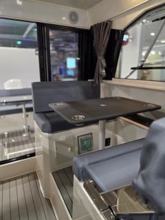 PARKER 760 Quest & Mercury F225 Verado demo boat 3 ore de functionare