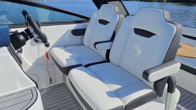 V263 SY cu Volvo Penta 280 DPS