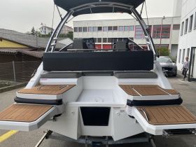 COMPASS 7Br cu Mercury sau Honda 200CP