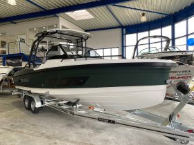 Quarken 27 T Top V2 cu motoare 2 x Yamaha F150