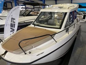 Quicksilver Activ 705 Weekend & Mercury F225 V6 livrare din stoc